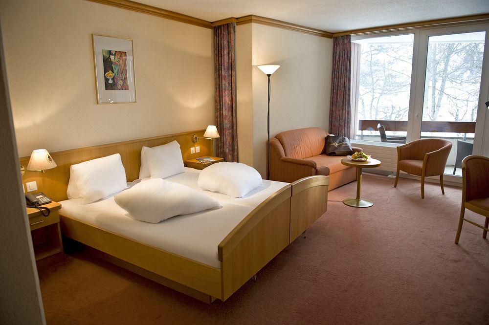 Hotel Quellenhof ลอยเคอร์บัด ภายนอก รูปภาพ